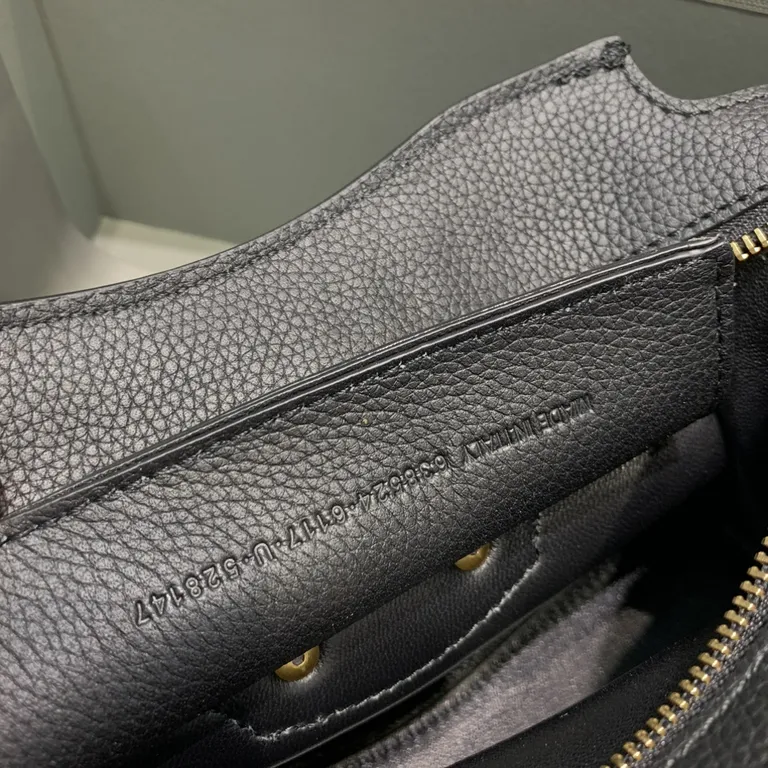 Balenciaga Bag 